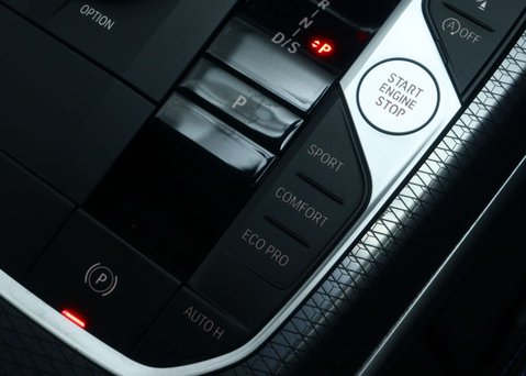 BMW 3 Series 2.0 320i M Sport Saloon 4dr Petrol Auto Euro 6 (s/s) (184 ps) 34