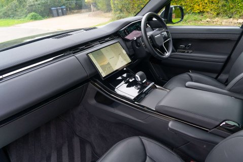 Land Rover Range Rover Sport P400 Dynamic SE 8