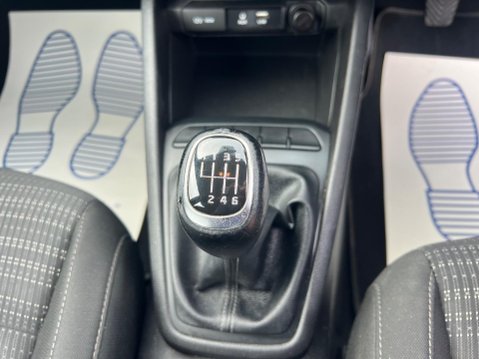 Kia Stonic 1.0 T-GDi 2 Euro 6 (s/s) 5dr 36