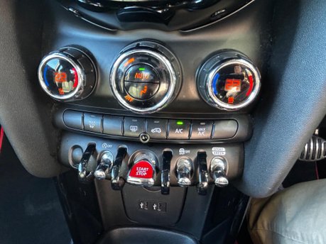 Mini Hatch 2.0 Cooper S Steptronic Euro 6 (s/s) 3dr 18