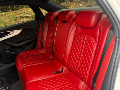 Audi S4 3.0 S4 TFSI Quattro Auto 4WD 4dr 29