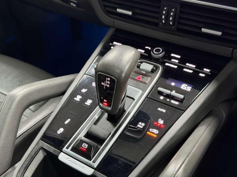 Porsche Cayenne 3.0T V6 Coupe 5dr Petrol TiptronicS 4WD Euro 6 (s/s) (340 ps) 54