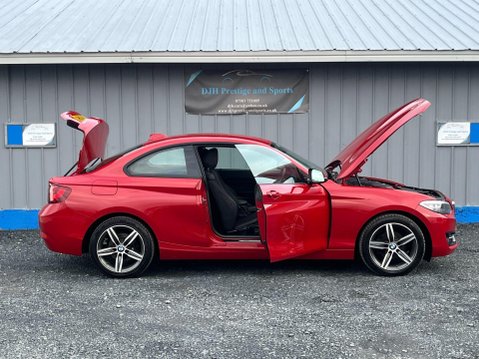 BMW 2 Series 1.5 218i Sport Euro 6 (s/s) 2dr 3