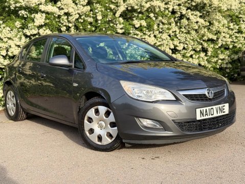 Vauxhall Astra 1.6 16v Exclusiv Euro 5 5dr 2