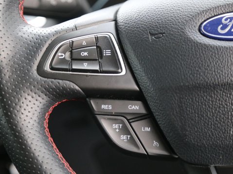 Ford Ecosport 1.0T EcoBoost ST-Line Euro 6 (s/s) 5dr 12