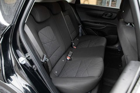 Hyundai BAYON T-GDI PREMIUM DCT MHEV 34