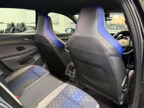 Volkswagen Golf 2.0 TSI R Hatchback 5dr Petrol DSG 4Motion Euro 6 (s/s) (320 ps) 47