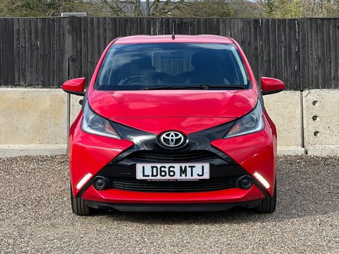 Toyota Aygo VVT-I X-PLAY X-SHIFT 7