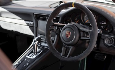 Porsche 911 (991.2) GT3 RS Weissach 11