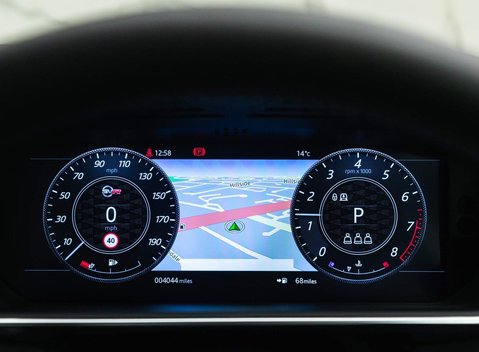 Land Rover Range Rover Sport SVR 13