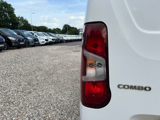 Vauxhall Combo LWB L2H1 Low Roof Air Con Sensors EURO 6 NO VAT 26