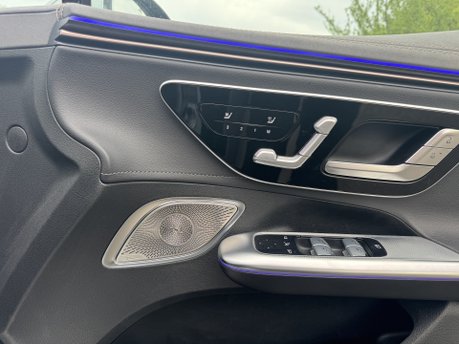 Mercedes-Benz EQE EQE 300 Exclusive Luxury Auto Electric 89 KWH PAN ROOF/HEADS-UP/VAT Q 1