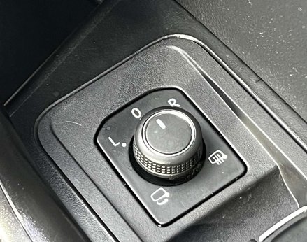 Volkswagen T-Roc 1.5 T-Roc R-Line TSi Evo Semi-Auto 5dr 66