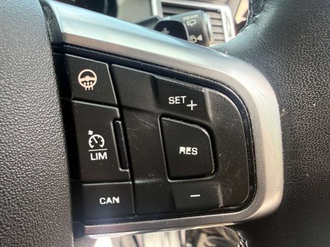 Land Rover Discovery Sport 2.0 Discovery Sport Landmark TD4 Auto 4WD 5dr 36