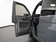 Volkswagen Transporter 2.0 TDI T32 Highline Kombi Double Cab 5dr Diesel DSG FWD SWB Euro 6 (s/s) ( 17