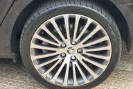 Skoda Superb LAURIN AND KLEMENT V6 DSG 52