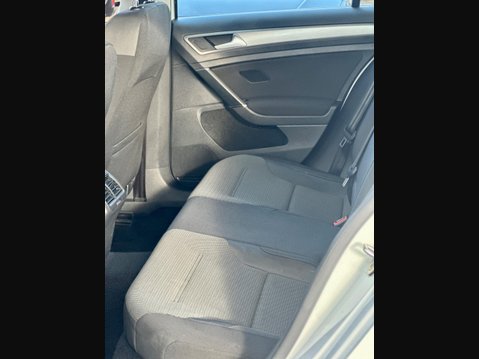 Volkswagen Golf 1.6 TDI BlueMotion Tech Match Edition DSG Euro 6 (s/s) 5dr 23