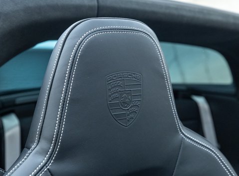 Porsche 911 Targa 4S (992) 17