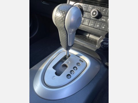 Nissan Qashqai 2.0 dCi Tekna Auto 4WD Euro 5 5dr (AVM) 34