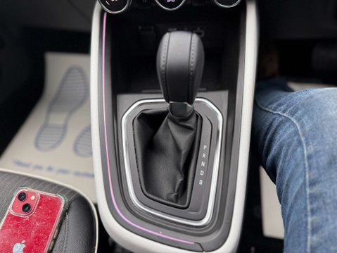 Renault Clio 1.6 Clio Techno E-Tech HEV Auto 5dr 79