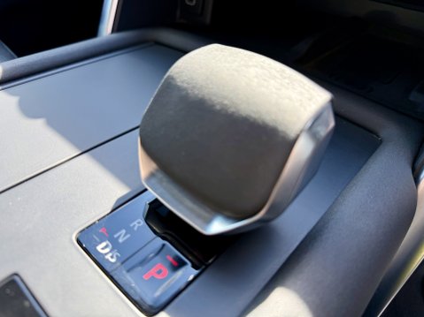 Land Rover Discovery R-DYNAMIC SE MHEV 39