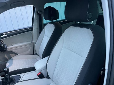 Volkswagen Tiguan 2.0 TDI Match Euro 6 (s/s) 5dr 38