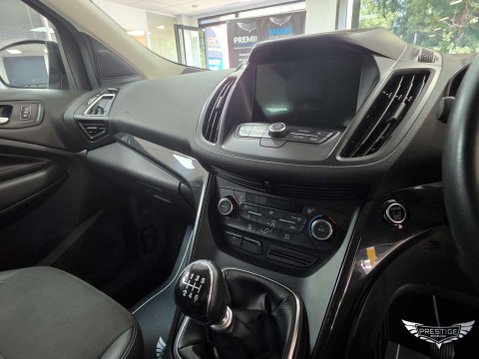 Ford Kuga 1.5 TDCi Titanium Euro 6 (s/s) 5dr 33