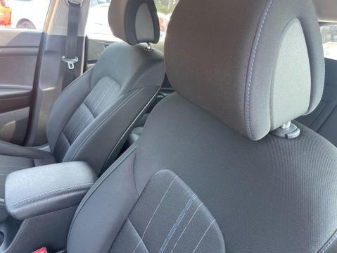 Hyundai TUCSON 1.7 CRDi Blue Drive S Euro 6 (s/s) 5dr 33