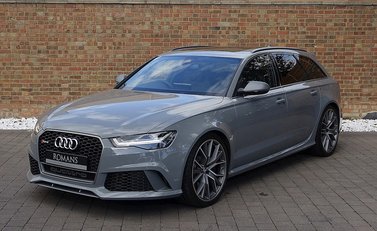 Audi RS6 Avant Performance 4