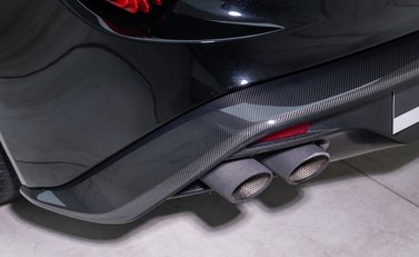 Aston Martin Vanquish ZAGATO 39