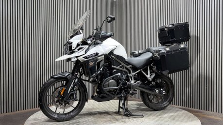Triumph Explorer 1215 XRT 2017 21K FULL LUGGAGE TOP ROAD SPEC ADVENTURE BIKE 10