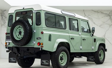 Land Rover Defender 110 Heritage 3