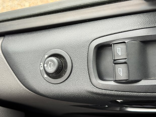 Ford Transit Custom AUTO SWB L1H1 320 GENUINE MS-RT Air Con SELECT 29