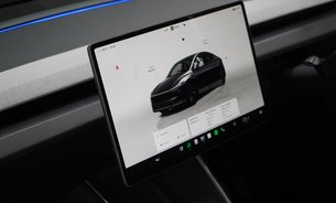 Tesla Model Y PREMIUM LONG RANGE RWD White Interior No Luxury Tax Available Now! 1 Owner 19