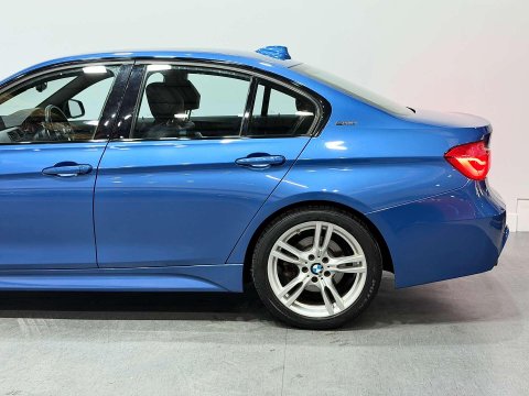BMW 3 Series 2.0 330e 7.6kWh M Sport Saloon 4dr Petrol Plug-in Hybrid Auto Euro 6 (s/s) 22