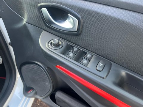 Renault Clio RENAULTSPORT NAV LUX 28