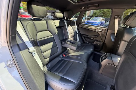 Porsche Macan GTS PDK - PAN ROOF -BOSE -360 CAMS -MEMORY PK - CRAYON 33