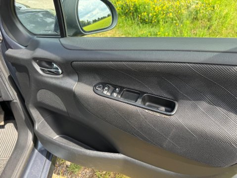 Peugeot 207 1.4 VTi Sport 5dr 63