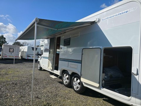 Auto-Trail Chieftain Motor Home 22