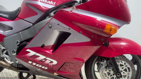 Kawasaki ZZR 1990 33K SPORTS TOURER CLASSIC 1100CC PROJECT BIKE SPARES OR REPAIR 20