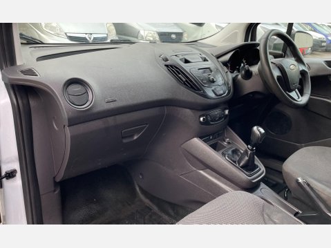 Ford Transit Courier 1.5 TDCi Panel Van 5dr Diesel Manual L1 Euro 6 (SLD) (75 ps) 33
