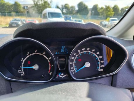Ford Fiesta 1.0T EcoBoost Zetec Euro 5 (s/s) 3dr 45