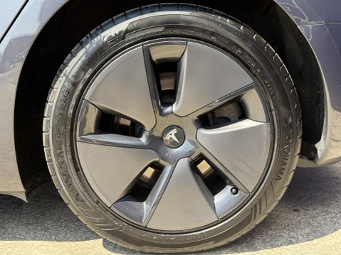 Tesla Model 3 Saloon 4dr Electric Auto RWD (241 bhp) 16