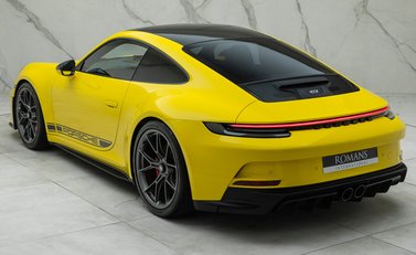 Porsche 911 GT3 TOURING (992) 12