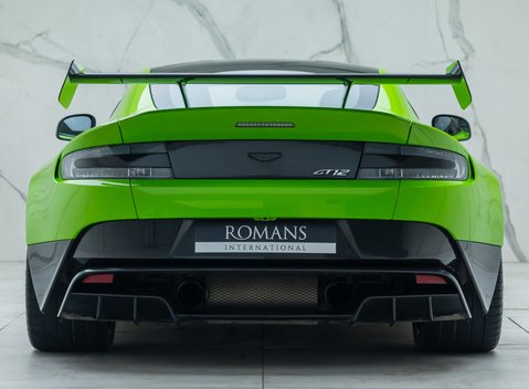 Aston Martin Vantage GT12 5