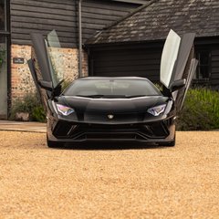 Lamborghini Aventador 6.5 V12 LP 740-4 S ISR 4WD Euro 6 2dr 2