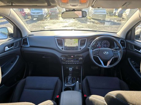 Hyundai TUCSON 1.7 CRDi Blue Drive SE Nav SUV 5dr Diesel DCT Euro 6 (s/s) (141 ps) 19