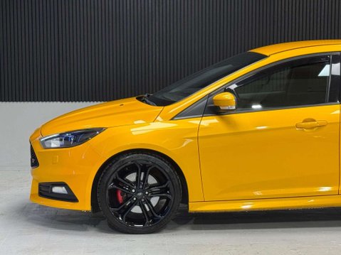 Ford Focus 2.0 Focus ST-3 T 5dr 30
