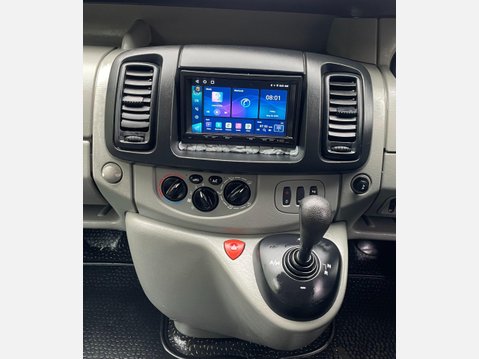 Renault Trafic 2.0 TD dCi SL29 QS6 L1 H1 4dr 27