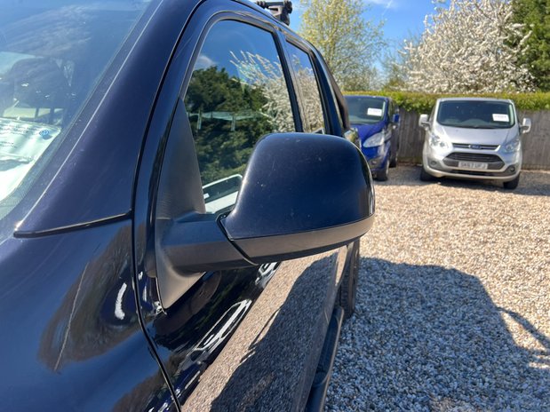 Volkswagen Amarok 4Motion | 2 LT | Dbl Cab | Nav | AC | Tow Bar | Se 18